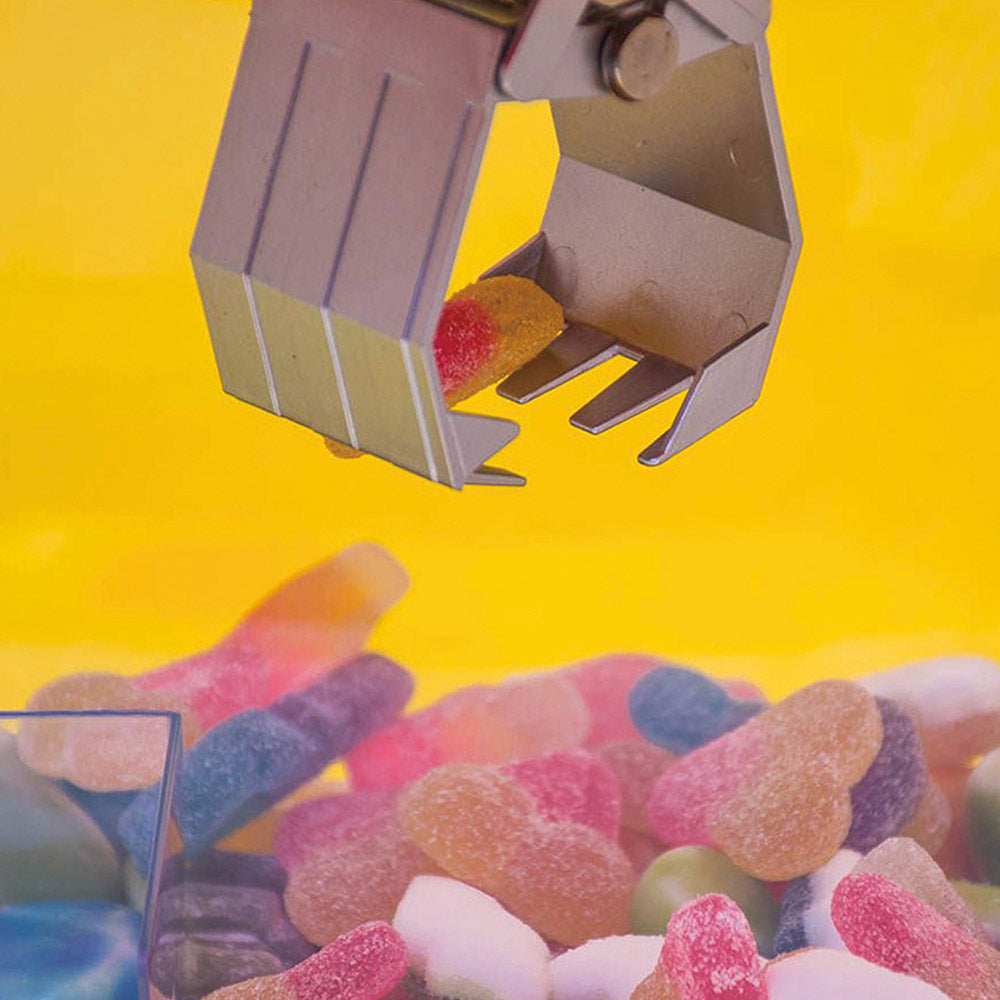 The Source - Candy Grabber | ذا سورس - آلة جمع الحلوى
