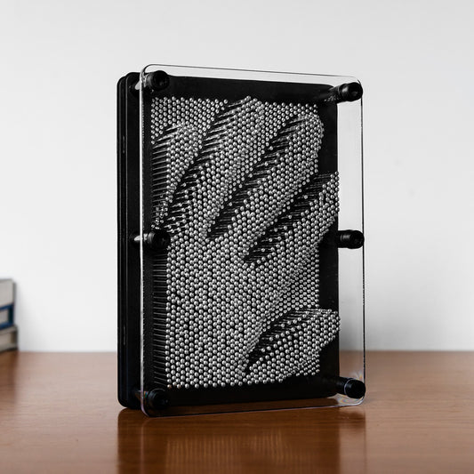 The Source - Pin Art | ذا سورس - فن الدبابيس