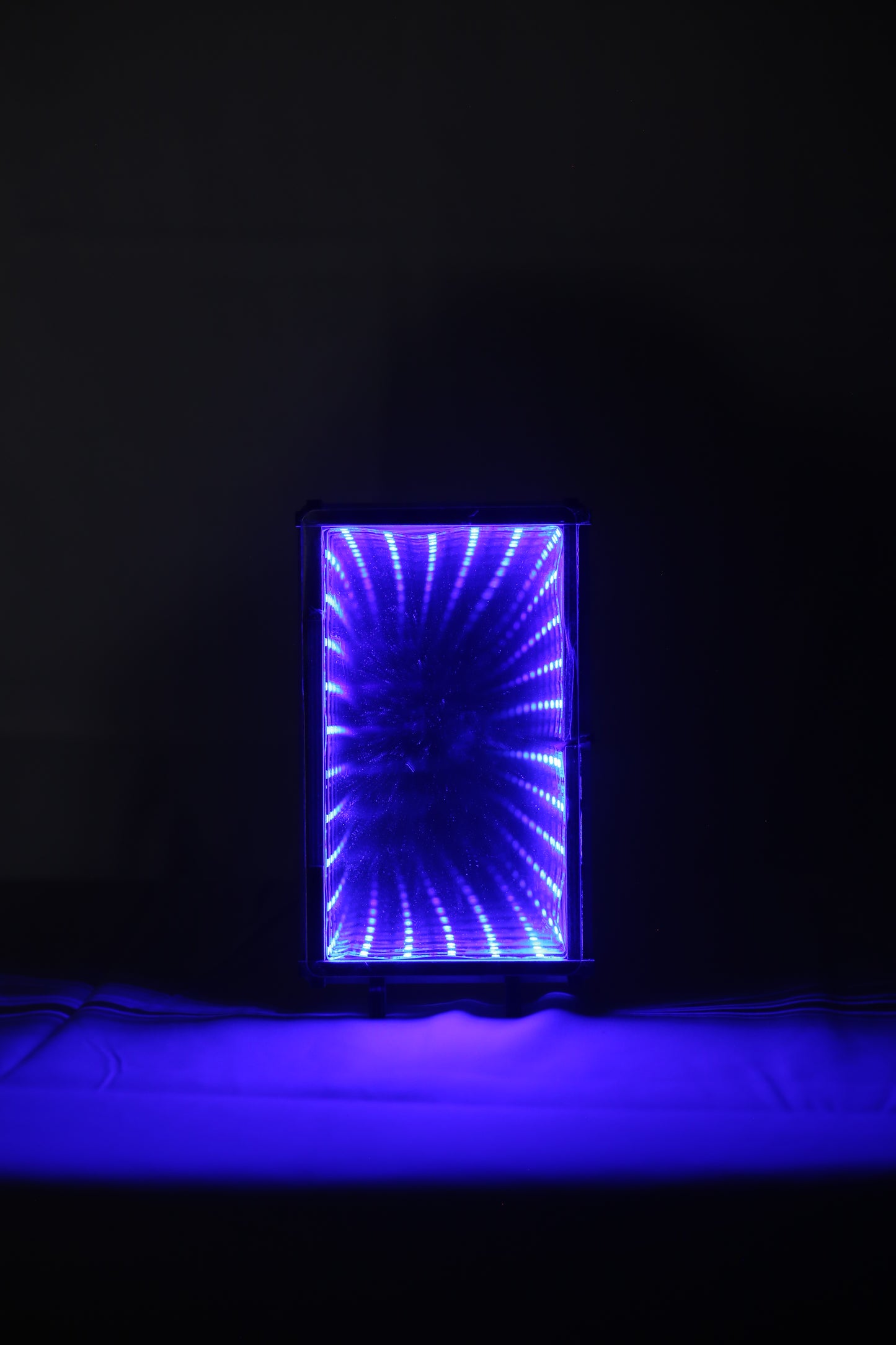 Barq Boxes - Infinity Mirror