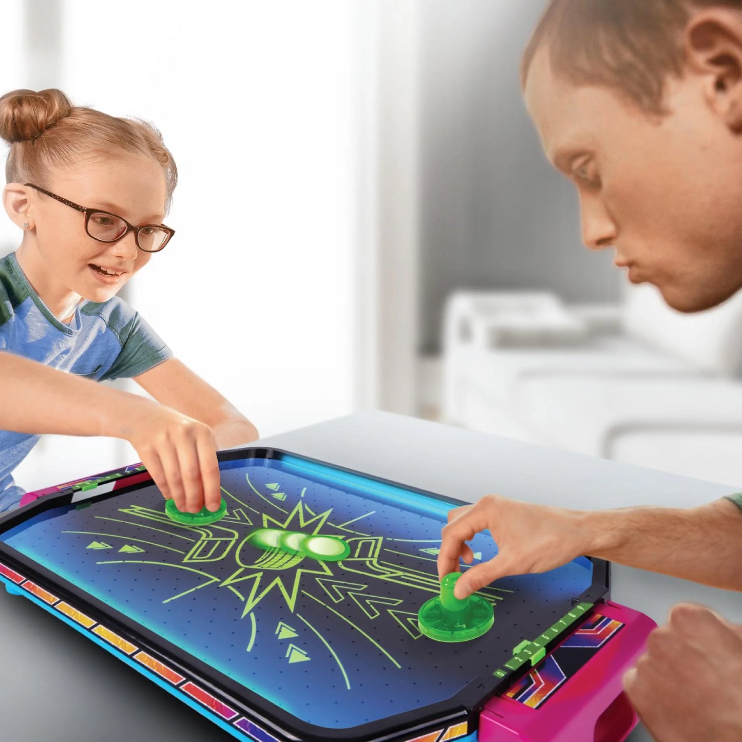 Ambassador – Electronic Arcade Air Hockey (Hyper Neon Series) لعبة الهوكي الهوائي الإلكترونية من أمباسادور – سلسلة هايبر نيون