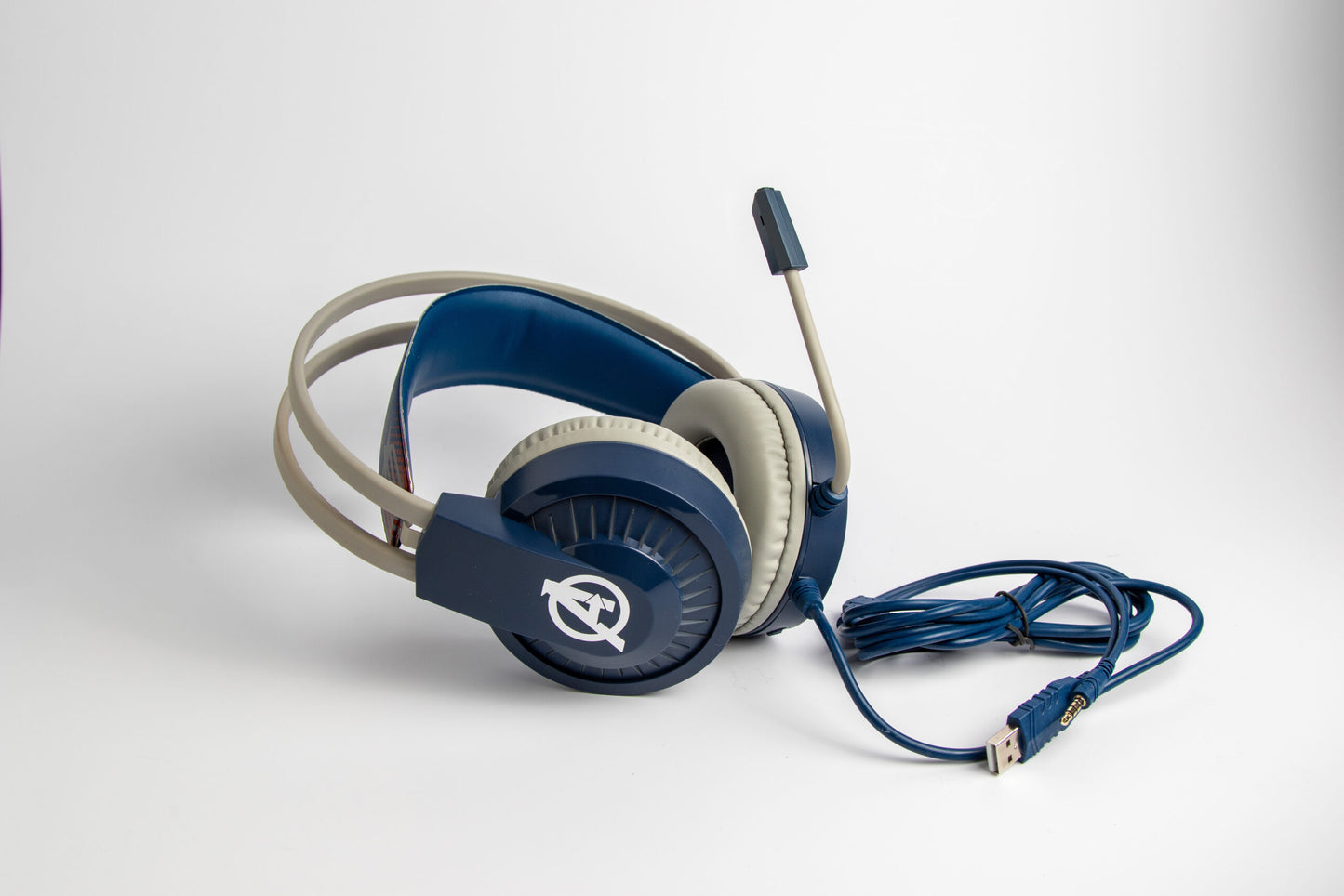 Disney - Gaming Headphones - Avengers -Age 10+ | ديزني - سماعات الألعاب - افنجرز - العمر