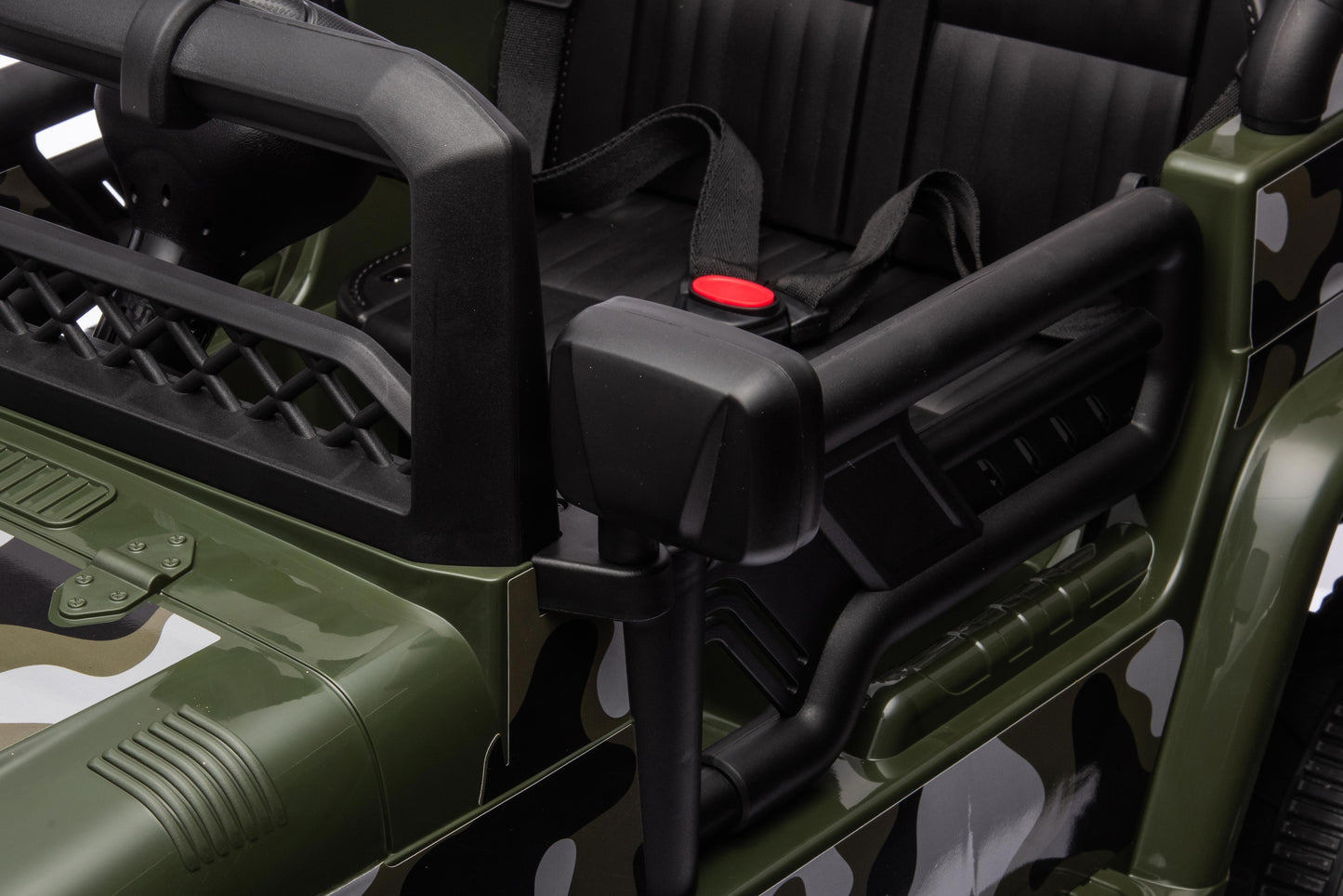 Toyota FJ Cruiser Licensed R/C Ride on Car -12V4.5AH*1battery- 4motors | سيارة كهربائية للأطفال بترخيص تويوتا FJ كروزر وتعمل بالتحكم عن بعد - بطارية 12 فولت 4.5 أمبير ×1 - 4 محركات