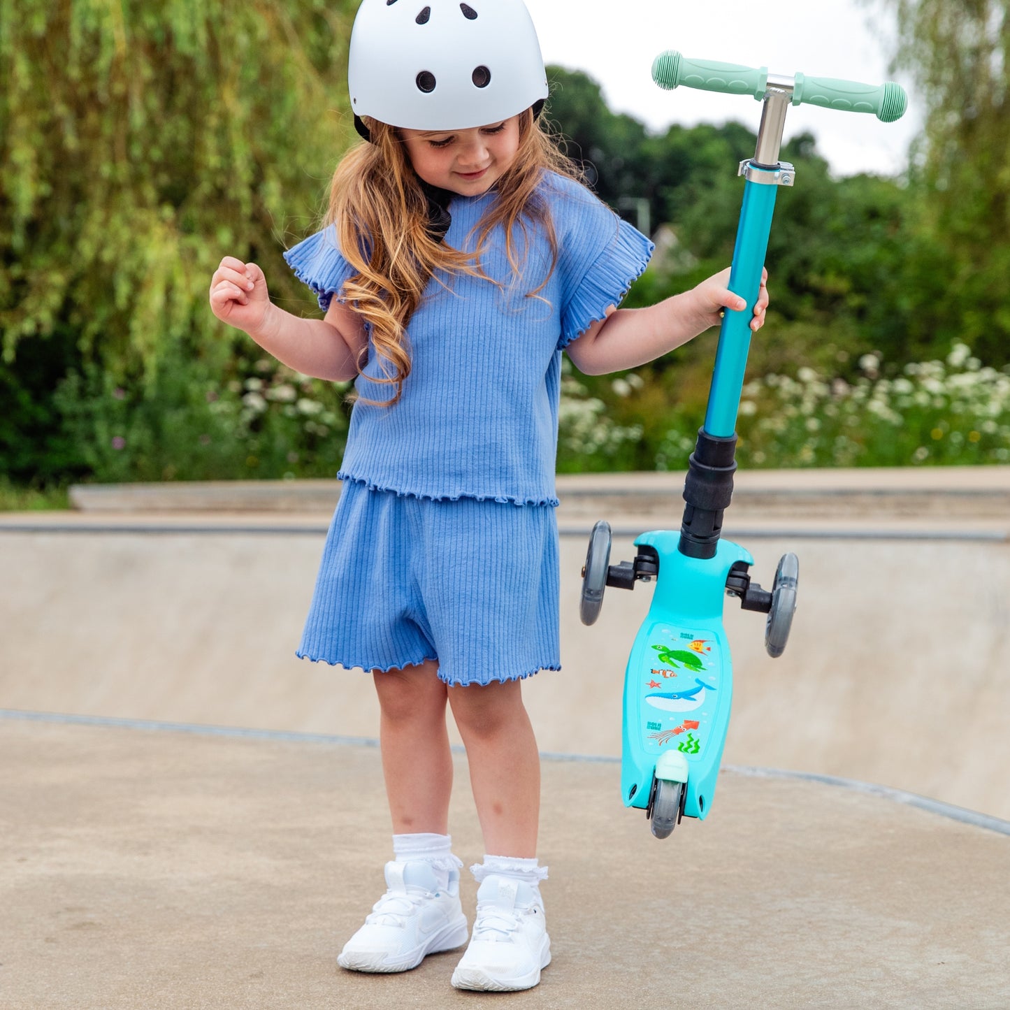 Bold Cube - Three Wheel Scooter Teeny - Ocean Aqua - Age 3-8 | بولدكيوب - سكوتر صغير - ثلاث عجلات - محيط أزرق - العمر 3-8