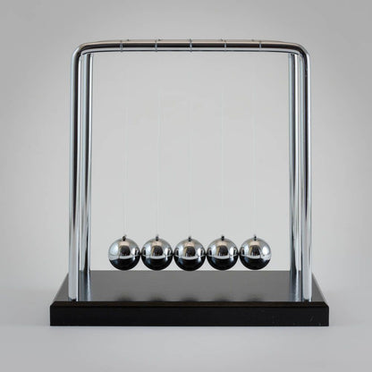 The Source - Newton's Cradle | ذا سورس - مهد نيوتن