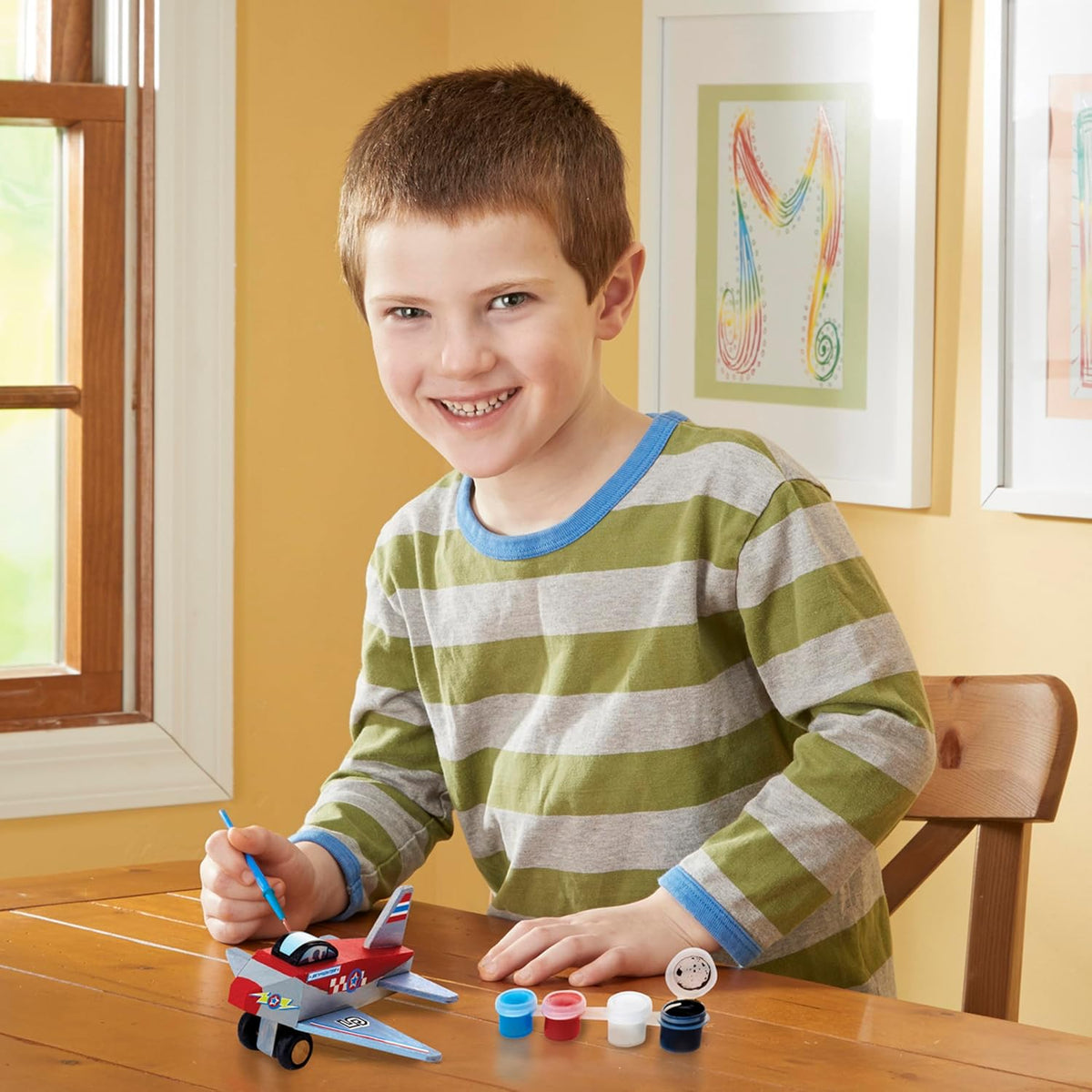 Melissa & Doug - Decorate Your Own Wooden Plane