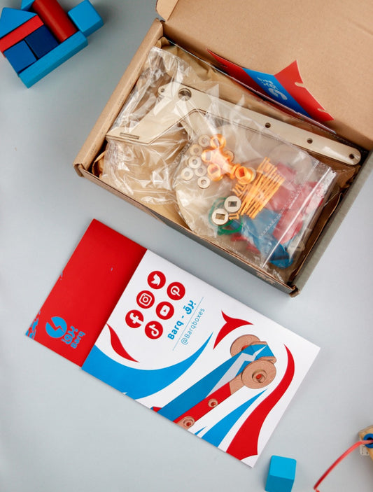 Barq Boxes -Rubber Band Race Cars