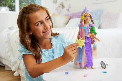 Mattel Disney Princess Rapunzel Fashion Doll with 2 Color-Change Hair Extensions & 10 Hairstyling Pieces, Inspired by the Disney Movie Tangled