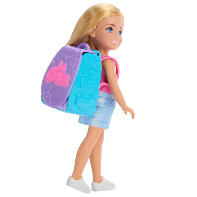 Barbie® Club Chelsea™ Backpack Surprise - Blonde doll