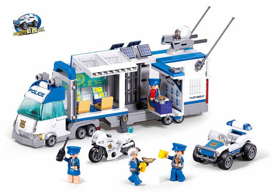 Sluban - Metropolis Invasion The Command Vehicle (Pull Back) - Age 6+ | سلوبن - قطع التركيب - مدينة كبرى - غزو مركبة القيادة (سحب للخلف) - العمر +6