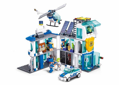 Sluban - Metropolis - Central Police Station (Pull Back) - Age 6+ | سلوبن - قطع التركيب - مدينة كبرى - مركز الشرطة المركزي (سحب للخلف) - العمر +6