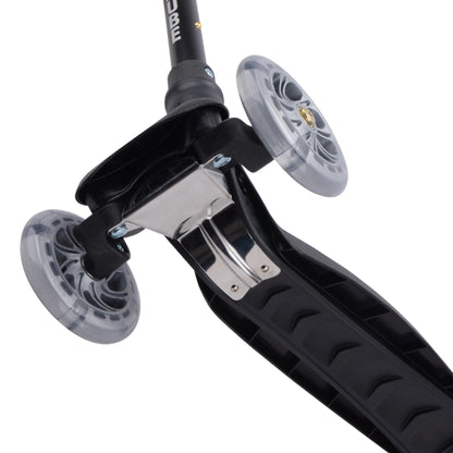 Bold Cube - Three Wheel Scooter Teeny - Rocket Black - Age 3-8 | بولدكيوب - سكوتر صغير - ثلاث عجلات - فضاء أسود - العمر 3-8