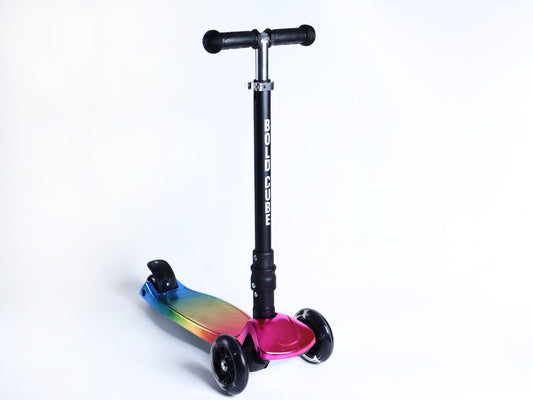 Boldcube - Big 3 Wheel Scooter - Candyfloss - Age 5-10 | بولدكيوب - سكوتر كبير - كاندي فلوس - العمر 5-10