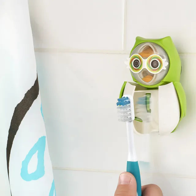 Toothbrush Cover Flp Owl / Earthy The World’s First Self-Opening & Closing Toothbrush Cover  أول غطاء فرشاة أسنان ذاتي الفتح والإغلاق في العالم غطاء فرشاة أسنان للأطفال على شكل بومة بألوان هادئة وأنيقة